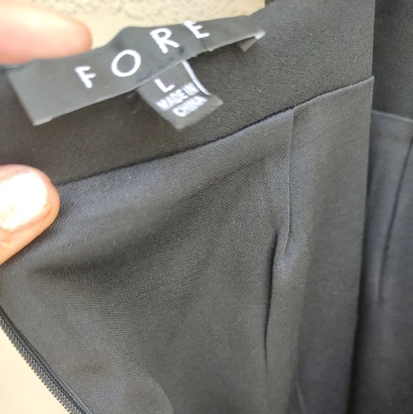 Fore Fitted Mini ,With Cut Out And Rhinestone Studded Embellished Top - Picture 6 of 8